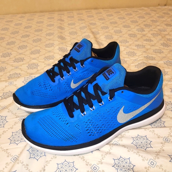 Nike Other - SOLD!!!!Nike Flex 2016 RN Mens Size 7.5 Blue Athletic Running Shoes Sneakers